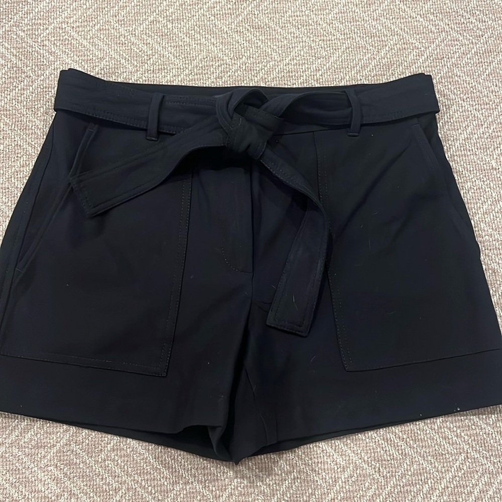 Ann Taylor Shorts Black Belt Tie Pockets Size 8 Worn Once